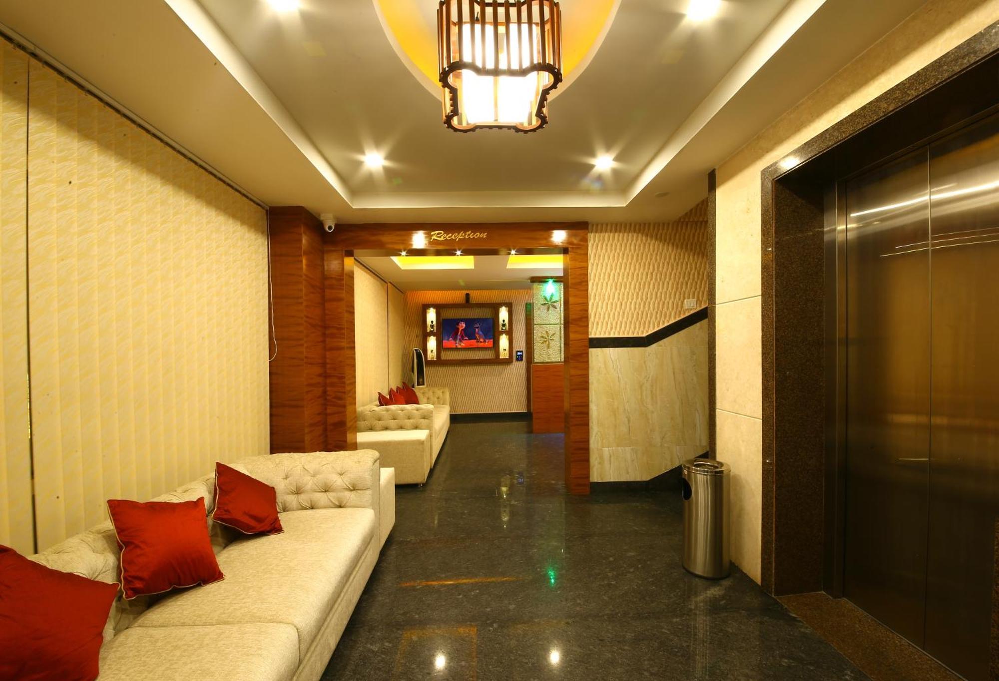 Royal Stay Bangalore Eksteriør bilde
