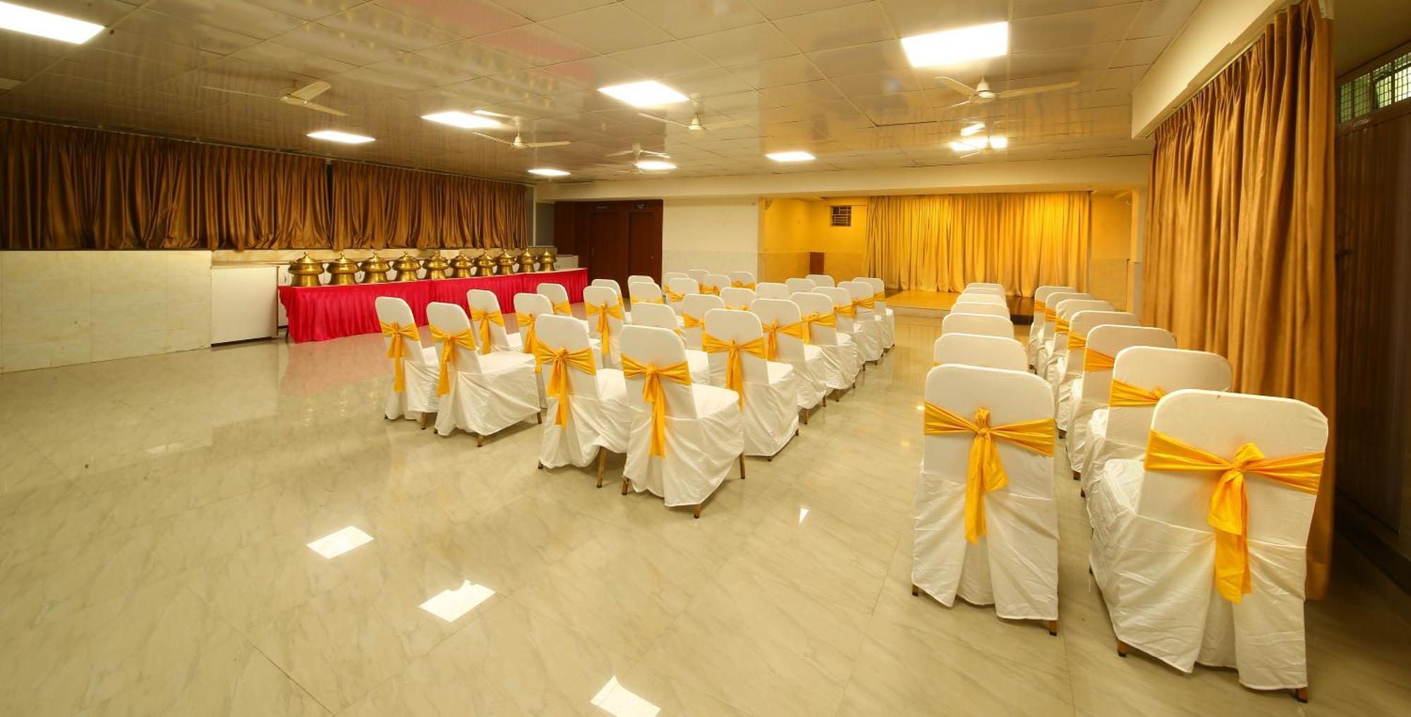 Royal Stay Bangalore Eksteriør bilde